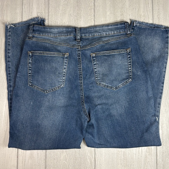 Rewash, front button jeans size 13/31 distressed - Picture 8 of 8